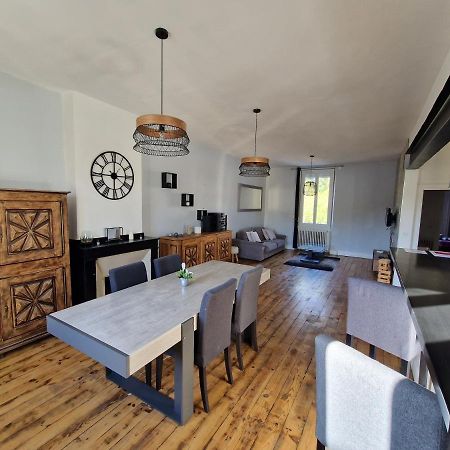 Appartement Spacieux, Wifi ,Cafe A Volonte Blaye-Les-Mines Exteriör bild