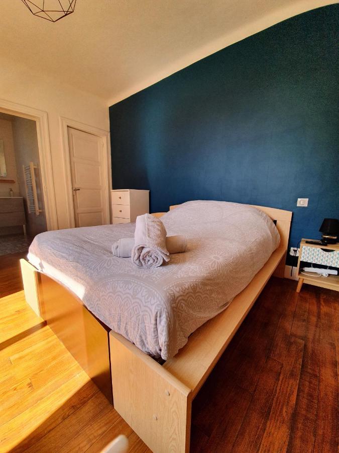 Appartement Spacieux, Wifi ,Cafe A Volonte Blaye-Les-Mines Exteriör bild